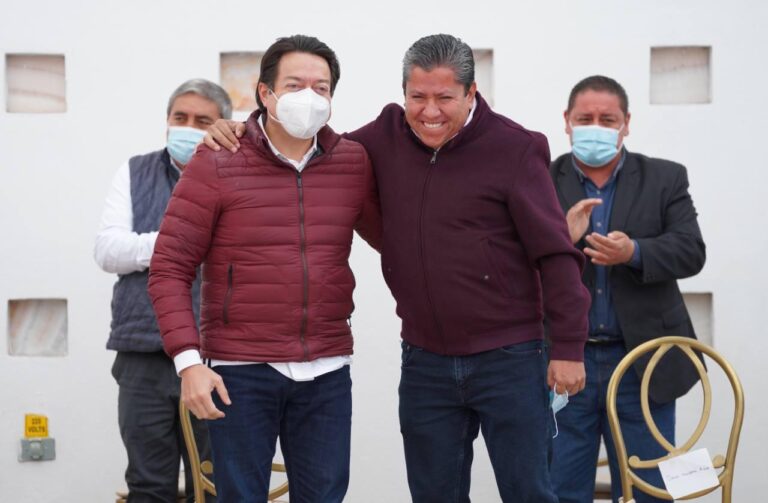 MORENA ENTREGA CONSTANCIA A DAVID MONREAL COMO PRECANDIDATO ÚNICO A GOBERNADOR DE ZACATECAS