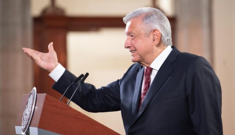 Lopez-Obrador-destaca-avances-de-la-vacunacion-a-personas-adultas-mayores-es-necesario-volver-a-clases-presenciales-afirma