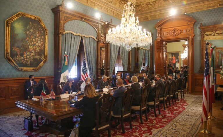 Lopez-Obrador-dialoga-sobre-migracion-con-vicepresidenta-de-Estados-Unidos-Kamala-Harris