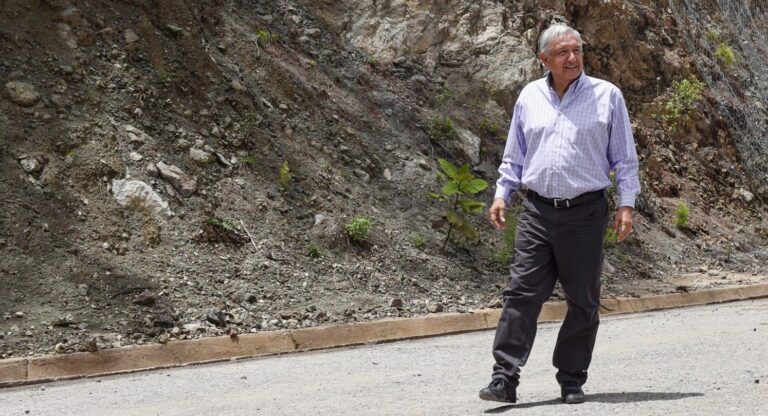Lopez-Obrador-supervisa-avance-del-55-por-ciento-en-construccion-de-autopista-Mitla-Tehuantepec-II