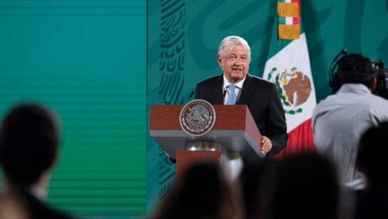 Lopez-Obrador-hace-compromiso-de-rehabilitar-L12-en-un-ano-esta-en-revision-habra-justicia-y-reparacion-de-danos-afirma