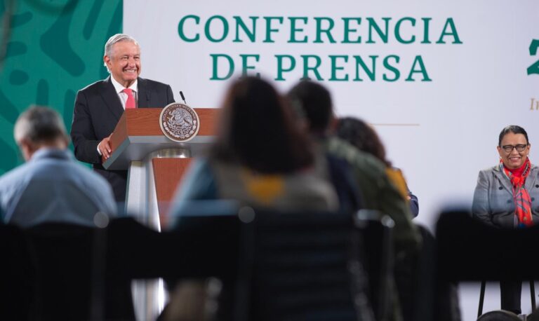 Lopez-Obrador-llama-a-habitantes-de-Sonora-a-vacunarse-contra-Covid-19-contribuye-a-reducir-la-mortalidad-afirma