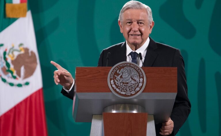 Por-concluir-jornada-de-vacunacion-universal-contra-Covid-19-en-Baja-California-Lopez-Obrador-anuncia-gira-de-trabajo-en-la-entidad