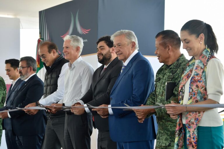 2023-02-16-Presidente-AMLO-Inauguracion-de-vialidad-principal-al-AIFA-Estado-de-Mexico-Foto-02