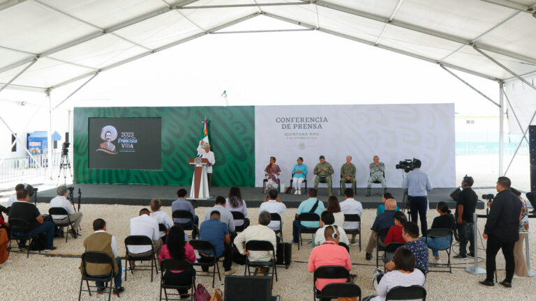 2023-10-06-Presidente-AMLO-Conferencia-de-prensa-matutina-Quintana-Roo-Foto-08