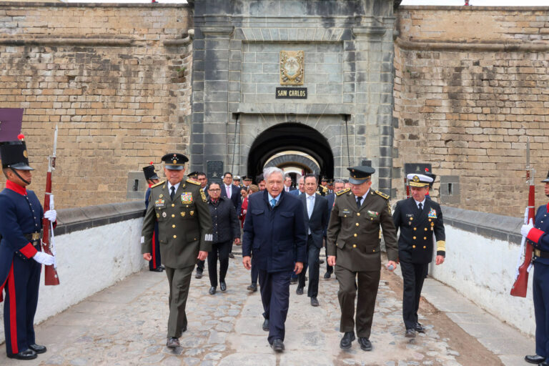 2023-10-11-Presidente-AMLO-Bicentenario-del-Heroico-Colegio-Militar-Veracruz-Foto-19