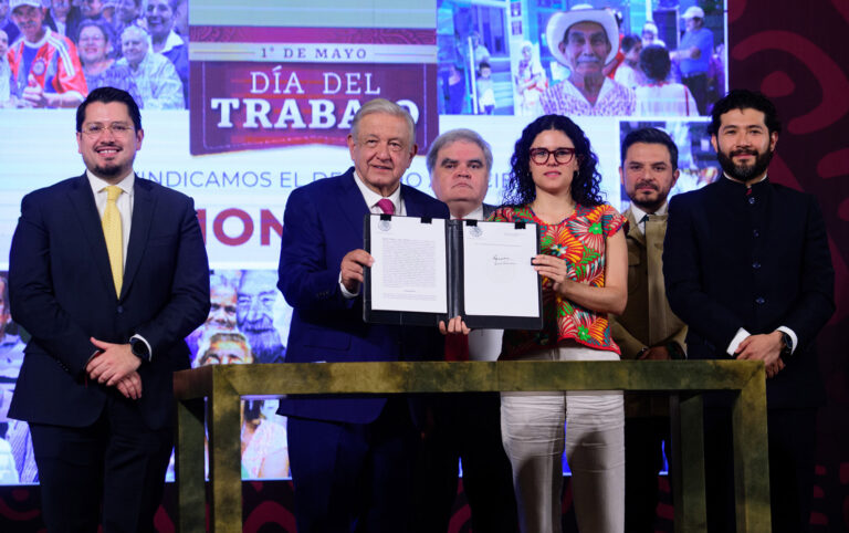 2024-05-01-Conferencia-de-prensa-matutina-Palacio-Nacional-Foto-02